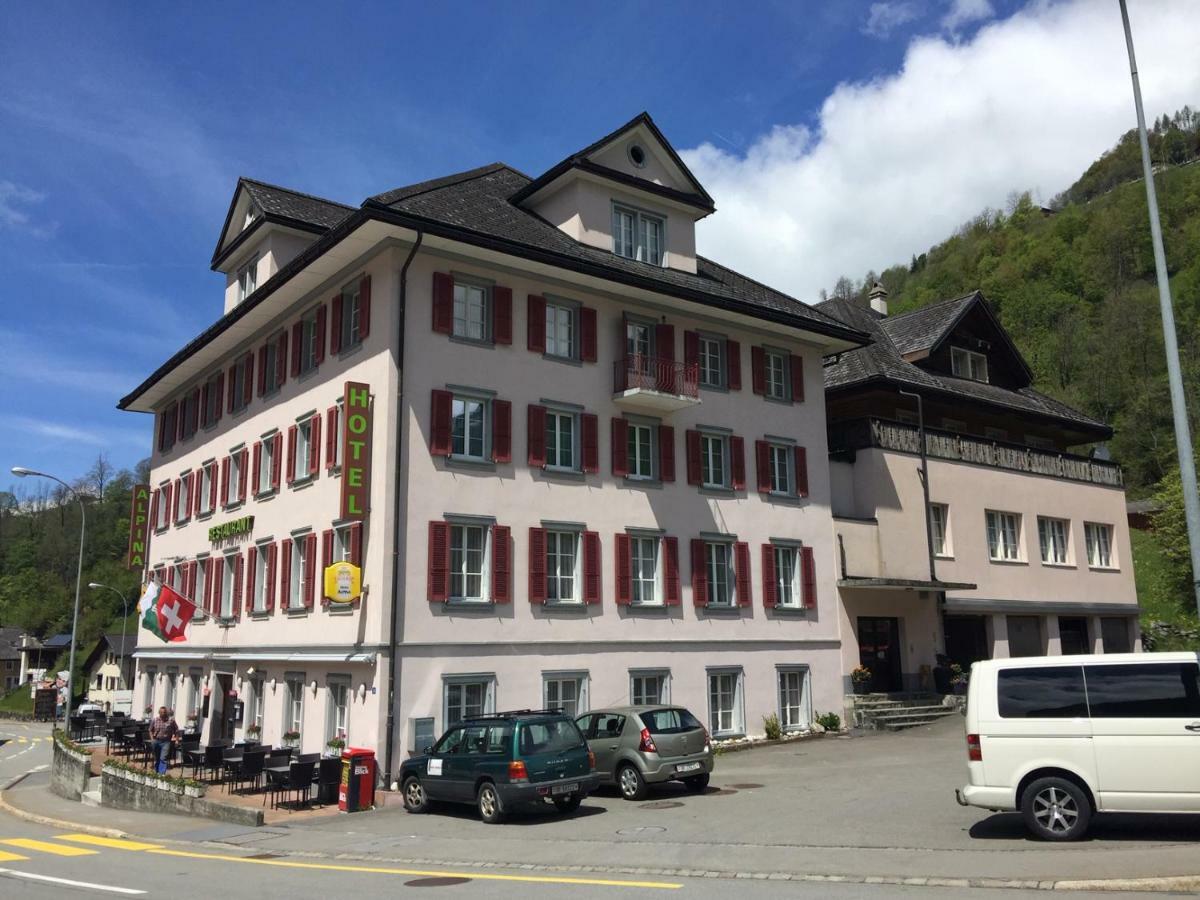Hotel Alpina Unterschächen Exterior photo
